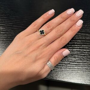 Rachel Zoe sterling silver black onyx clover ring size 7